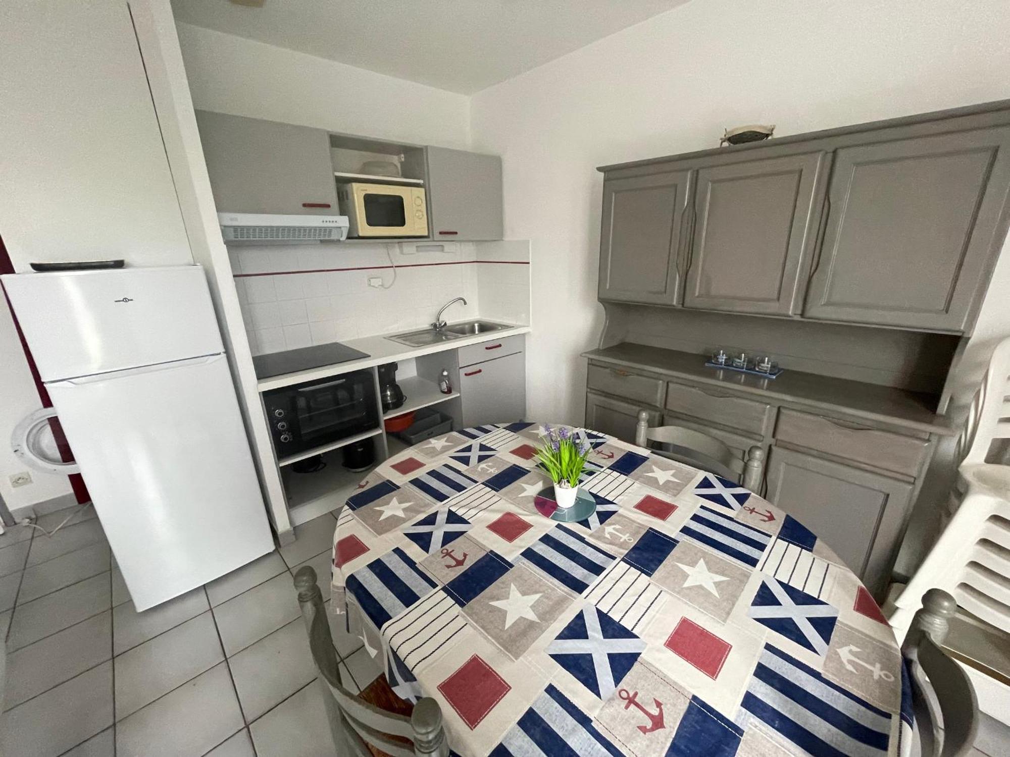 Maison Avec Jardin, 900M Plage, 2 Chambres, Parking Inclus, Animaux Acceptes - La Tranche-Sur-Mer - Fr-1-22-173 Ngoại thất bức ảnh